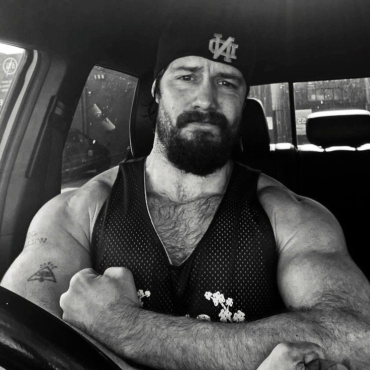 ineffasto's profile picture. Swimming through the void, we hear the word. We lose ourselves, but we find it all. We are the ones that wanna play. Always wanna go, but never wanna stay.