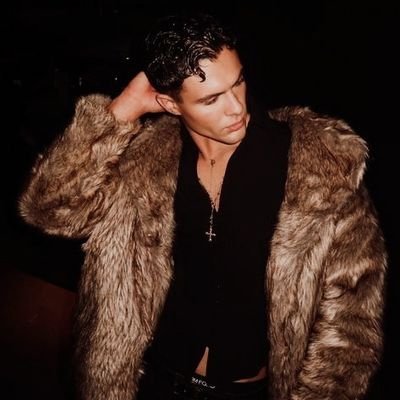 DIABVLVX's profile picture. ㅤㅤㅤㅤ
ㅤ ㅤ       
ㅤㅤ