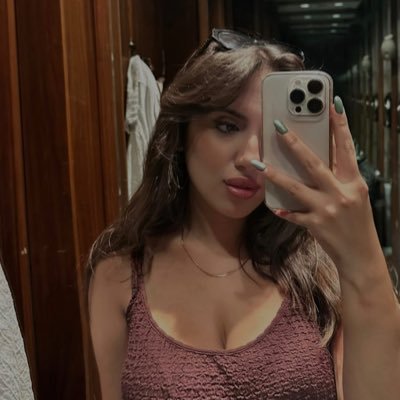 aslidelibas's profile picture. 𝘗𝘴𝘺𝘤𝘩𝘰𝘭𝘰𝘨𝘪𝘴𝘵