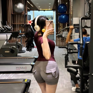 BeautyJess6969's profile picture. Money Oriented✨