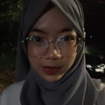 mikawzuki's profile picture. bismillah bisa survive 3,5 tahun 🤲🤲🤲