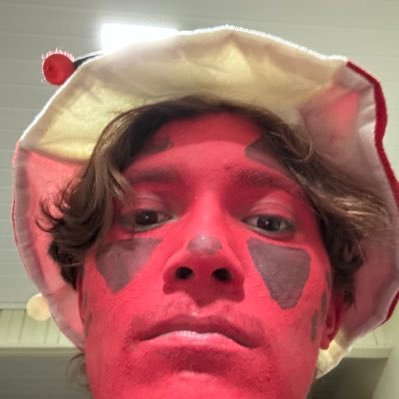 damnsgui's profile picture. 🕊️|- qualquer pronome | 22 anos | @Palmeiras 💚 | @dbnmass tenta a sorte