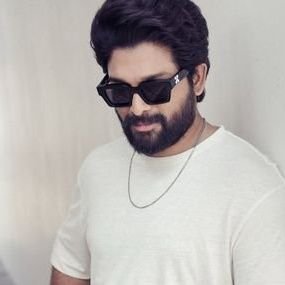 arjunre25249391's profile picture. Die hard fan of allu arjun ❤️💥🔥 &&&

cricket 🏏❤️