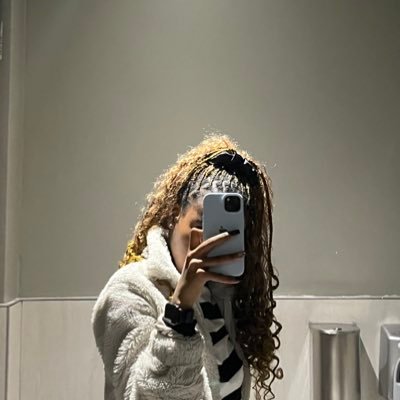 PianoYest's profile picture. 