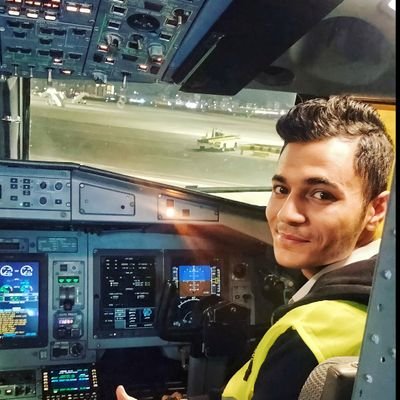 bahaa_safwat's profile picture. Whatever happens, just smile..🌹
Rarely picture every year 💜
Raining & snowing ❄️🌧🌩🌨⛄️

Traffic officer ✈️

💜Aswan💜