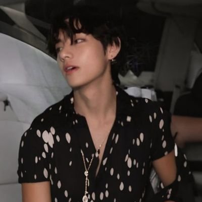 notedbytintin's profile picture. ARMY forever || taehyung is my peace ♡