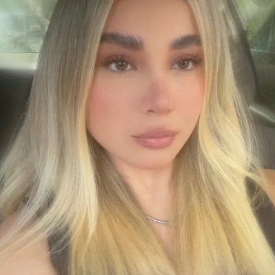 velez_salo19273's profile picture. 