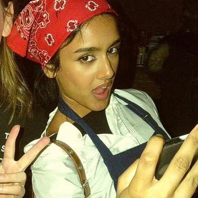 robnavitch's profile picture. samira is the future