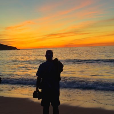 riss3nw's profile picture. 