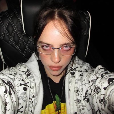 isawstarss's profile picture. #BILLIE : the body I was born with
is it not what you wanted?
if i wear what is comfortable, i am not a woman