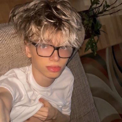 AdamHorvat31441's profile picture. Subscribe to my OnlyFans for much more, i respond to everyone there 🥵.                my signal username it’s. adamhrvth1.39 and my Zangi number is. 9908247470