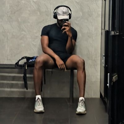 TweetWixard's profile picture. ||Beautifully Broken||