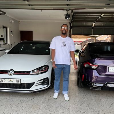 King_Samkelo_ZA's profile picture. @Masandawana 👆  @FCBarcelona  @ManUtd 🔴

Lions Don't Compare Themselves With Human Beings