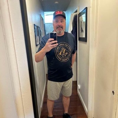 pfjvnrf6yd's profile picture. 