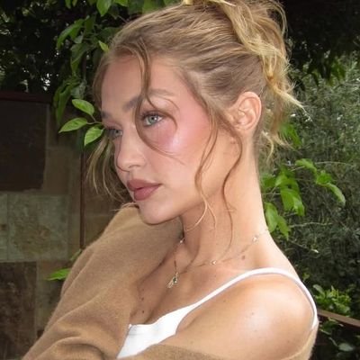 NefertaryDyath's profile picture. 𔕛𑂴ㅤㅤ𓈒ㅤㅤ𝗒𝗈𝗎𝗋   𝗅𝗂𝗉𝗌 ,  𝗆𝗒   𝗅𝗂𝗉𝗌   
           启示录     𝖺𝗉𝗈𝖼𝖺𝗅𝗒𝗉𝗌𝖾      ིㅤㅤ𝅄