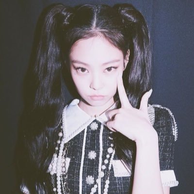 saanashyshyshyy's profile picture. filha da jennie