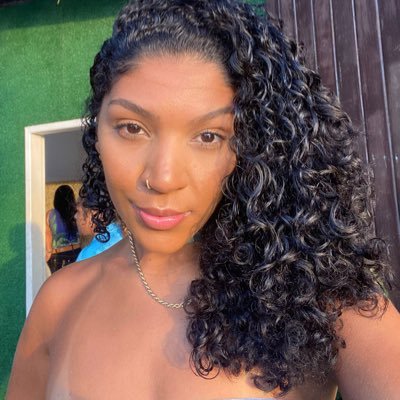 bentocriss_'s profile picture. 