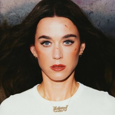 euraelison's profile picture. snoopy, taylor swift, katy perry e outras coisas de gay e eu coleciono vinis/cds, vai no link aqui em baixo se quiser ó ⬇️