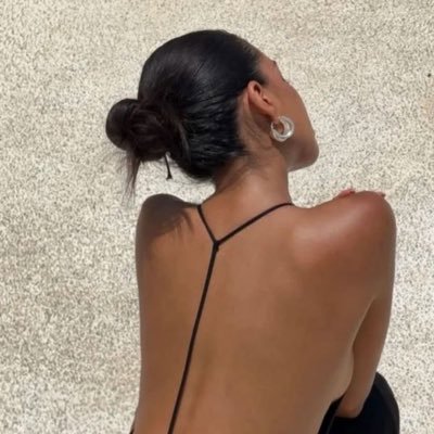 Mahll_xlx's profile picture. 