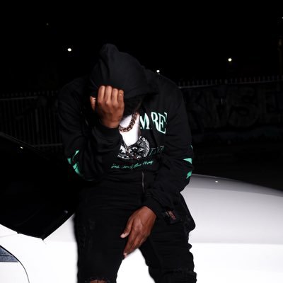 MrOutHisTop's profile picture. IG : MrOutHisTop offline.