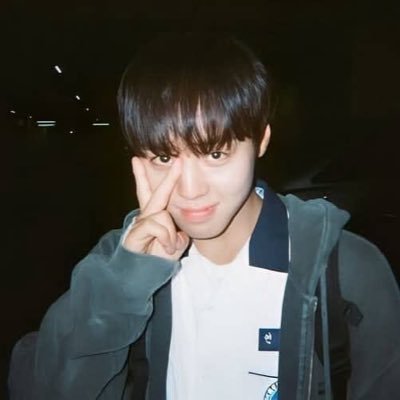 beomberriess's profile picture. shse truther #닝밤 truther txt ult matching with @yaoiwookie cuz she gay 🇩🇴🇬🇭