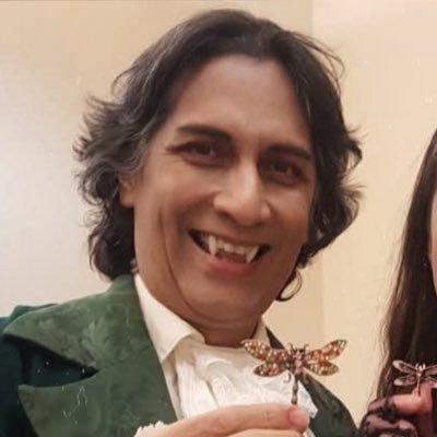 improbablylevi's profile picture. 