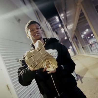 laatee4L's profile picture. IG- laatee4l_