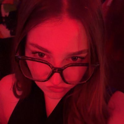 Celina_x1209's profile picture. 22 /// OMR (still at the restaurant ENF Tour)🤧 sharing my photos 📷