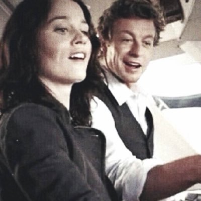 livisles's profile picture. partners to lovers enthusiast; edits @altcrary ꒰ა.໒꒱