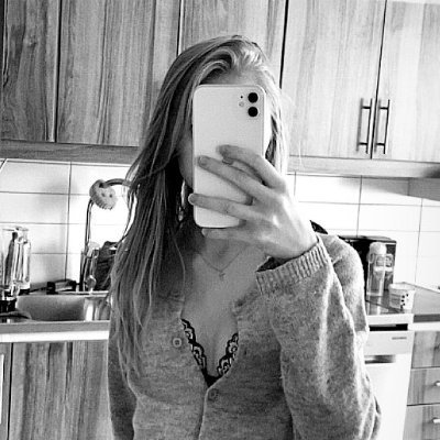 EvelinaSnusk's profile picture. 18|🇸🇪 Twitch streamer // Valorant