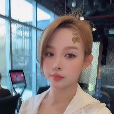 KzYp8P3cjgR0y8C's profile picture. Single | Beauty salon 💼 | No kids | Open to friendship and a meaningful relationship |Honest, easygoing, and love good 🚫Fake account🚫Robot conversation.🇬🇧