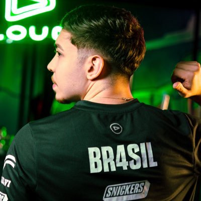 brasilfpss's profile picture. • 🏆 18x Campeão e 3x MVP • Pro Player at  @Loudgg ✉️ brasilfpss@smt.social  insta loud.br4sil
@VentexMNG
https://t.co/hagjip26MU