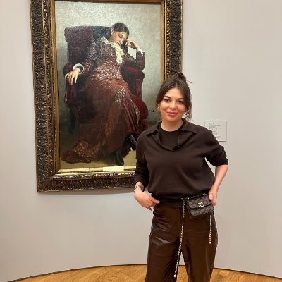 LydiaGrace215's profile picture. Christiane ✝️ | Golf | Though working in the wine industry, also passionate about aviation | Proud mother and owner of both cats and Siberian Huskies.