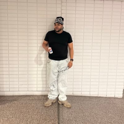 JustYabi's profile picture. 