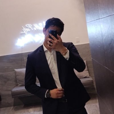 Em1629115869262's profile picture. Hello there!