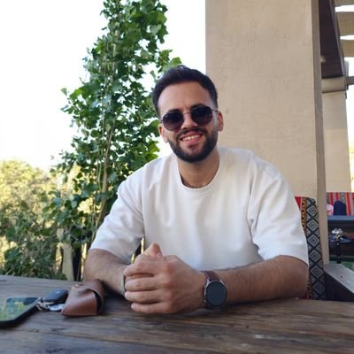 zaid_mohtasib's profile picture. Be loyal to your future not your past 🙌🏻