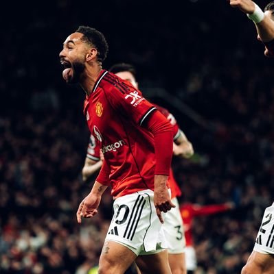 von_c82601's profile picture. God is good, Manchester United Boston Celtics ☘️