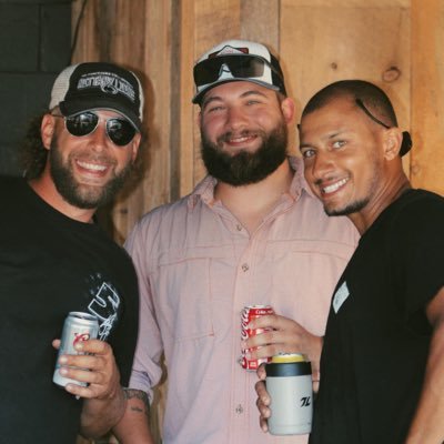 MrTTTUmane's profile picture. random fella