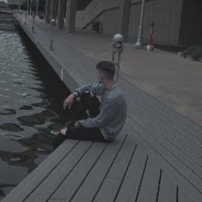 Mfor_12's profile picture. I love only myself 🇺🇸❤🇦🇪