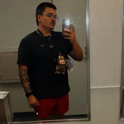 yurnotuhwizzrd's profile picture. i love football / 9-2 🫢🫱