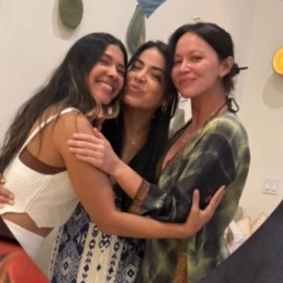 chenlarke's profile picture. Love my shaylas Melissa, Angie & Lisseth. DMs are open!🤍 Instagram: chenlarke__ & TikTok: chenlarke