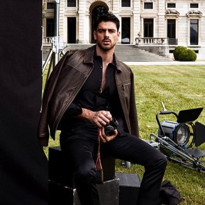 itsMichele0's profile picture. Hard work and diligence play a vital role in shaping our lives.🤌