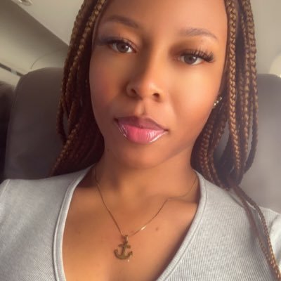 Bamleenah's profile picture. God First 📌 | A child of Grace 🌸✨| Psalm 1:3 🌳💧✨