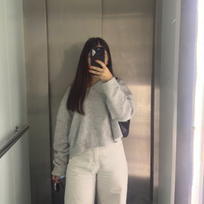 lanamilhem00's profile picture. Architect | Interior designer