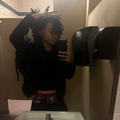 luvastud's profile picture. Wlw stud🏳️‍🌈 DM for menu |-| SERIOUS INQUIRIES ONLY! no meetups ❌🔞