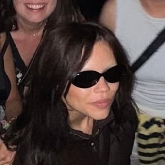 Dogdajenna's profile picture. Existindo nesse mundo apenas por Jenna Ortega, Emma Myers e Flamengo