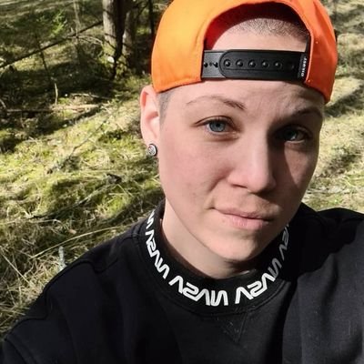 Liillii90's profile picture. 🏳️‍🌈 🦄