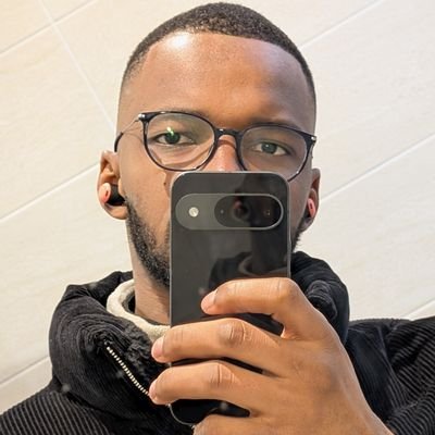 Adn_AcMilan's profile picture. Tryna be the best version of myself | @acmilan | Nguir Njaboot gui | Kvara and SGA Stan account | Darkskin Women Lover