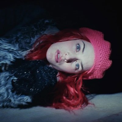 pamecalderon__'s profile picture. my brain is a wild jungle full of scary gibberish | she/her