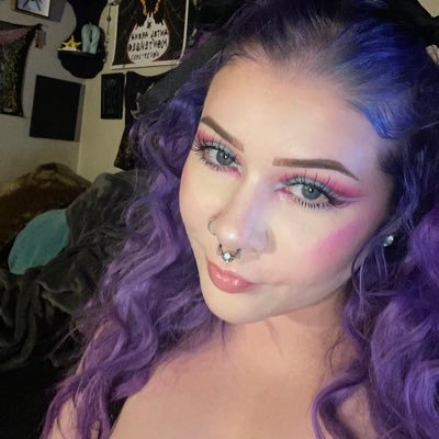 Angelrainnbaby's profile picture. Guess what’s pink🩷🤤 custom friendly, CUM check out my link or DM me for whatsapp I use PayPal ,cashapp, zelle and Apple Cash Ask me about my Amazon wishlist🩵